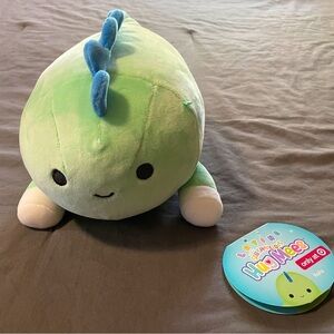 squishmallow hug mees Rafa the dinosaur